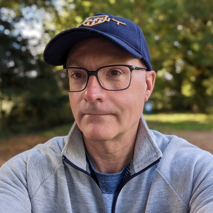 Selfie taken with the Google Pixel 7's front camera.