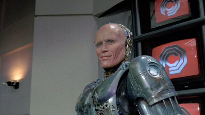 Robocop smiles - Awwwww