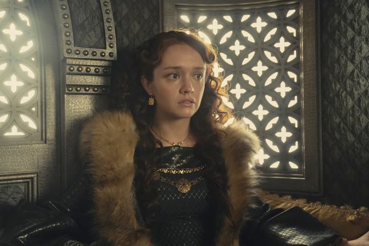 Alicent sits in a carriage in House of the Dragon.