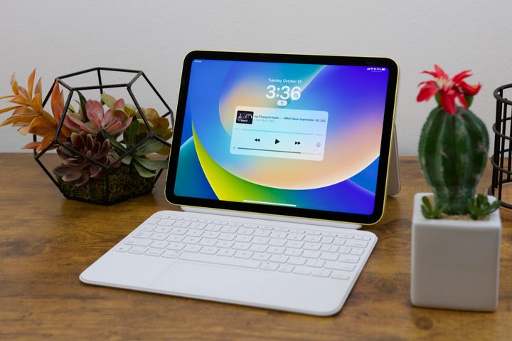 The iPad (2022) in its Magic Keyboard Folio accessory.