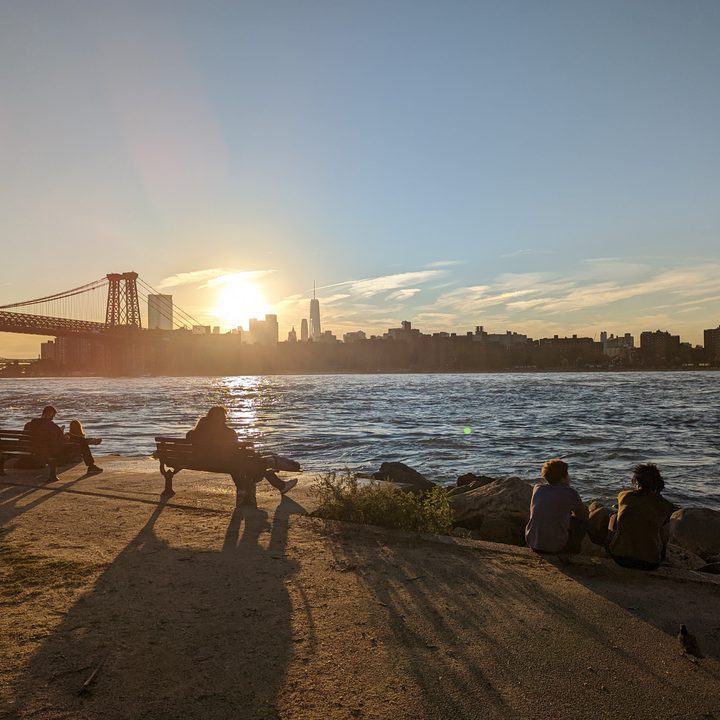 Photo of Manhattan at sunset, taken with the Pixel 7 Pro.
