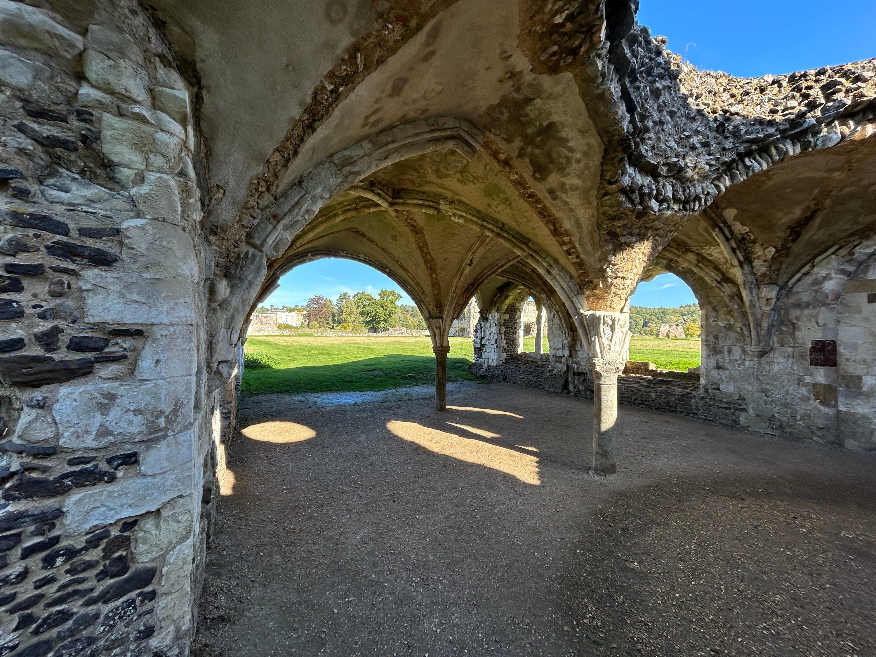 Wide-angle camera photo taken with the iPhone 14 Plus.