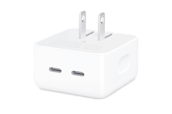 Apple 35W Dual USB-C Compact Power Adapter.