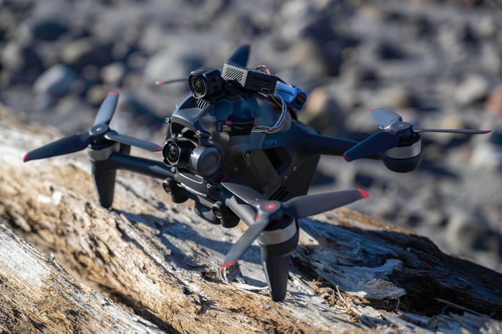 The DJI O3 Air Unit on top of the DJI FPV Drone.