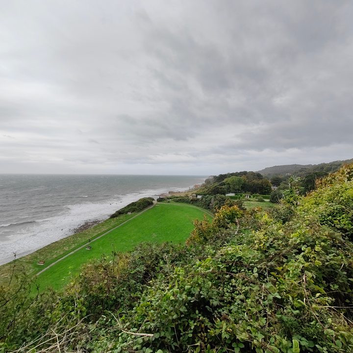leica hasselblad oneplus 10 pro xiaomi 12s ultra camera test cliff wide