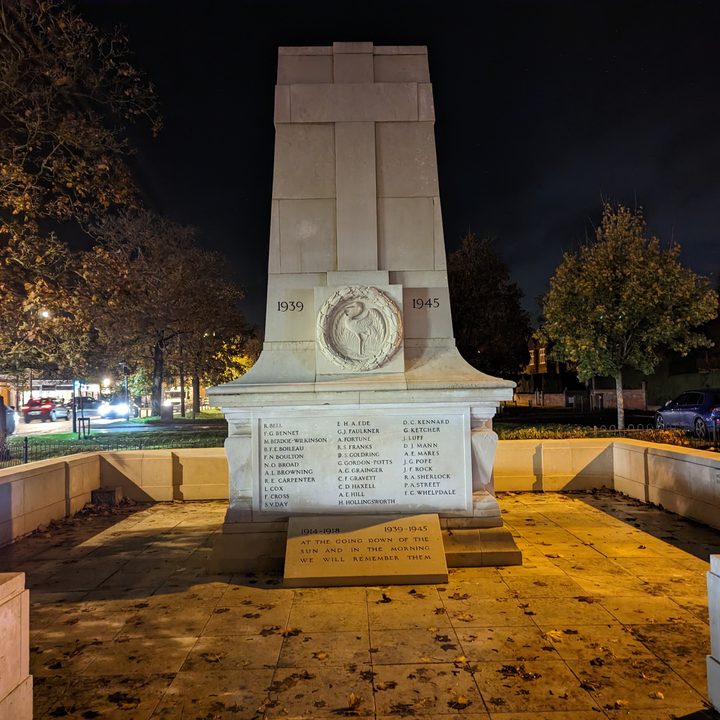 Night mode photo taken with the Pixel 7 Pro.