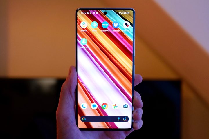 The screen on the Pixel 7 Pro.