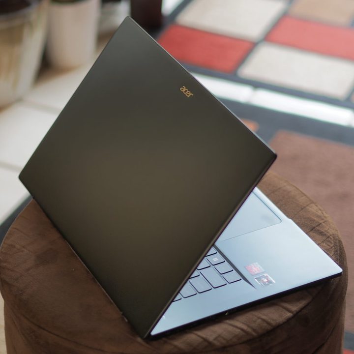 Acer Swift Edge rear view showing lid and logo.