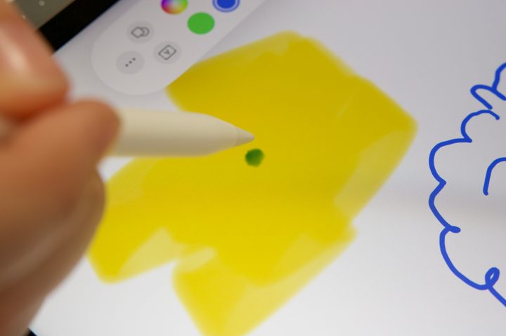 Apple Pencil hover on the iPad Pro (2022).