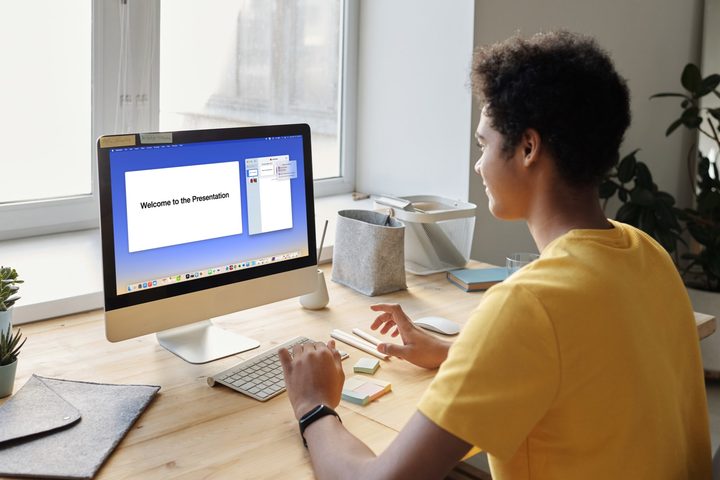 Presentation window in Keynote on an iMac.