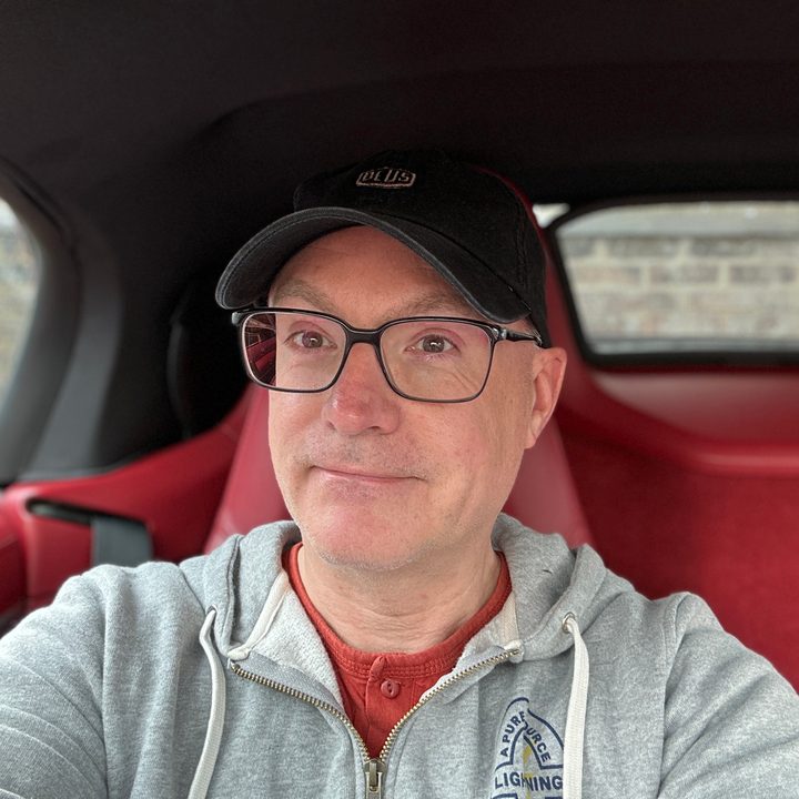 Selfie taken with the Apple iPhone 14 Pro.