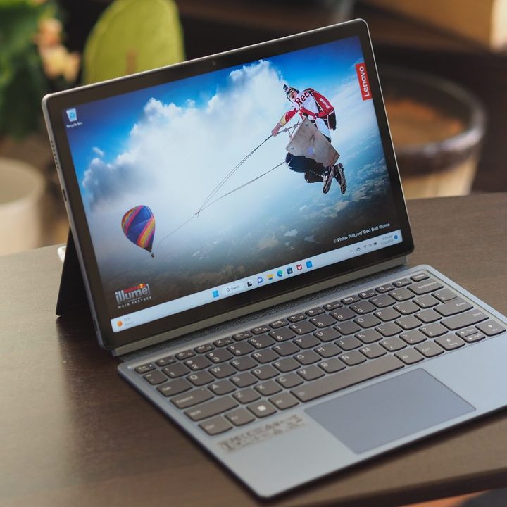 Lenovo IdeaPad Duet 5i front angled view showing display and keyboard.