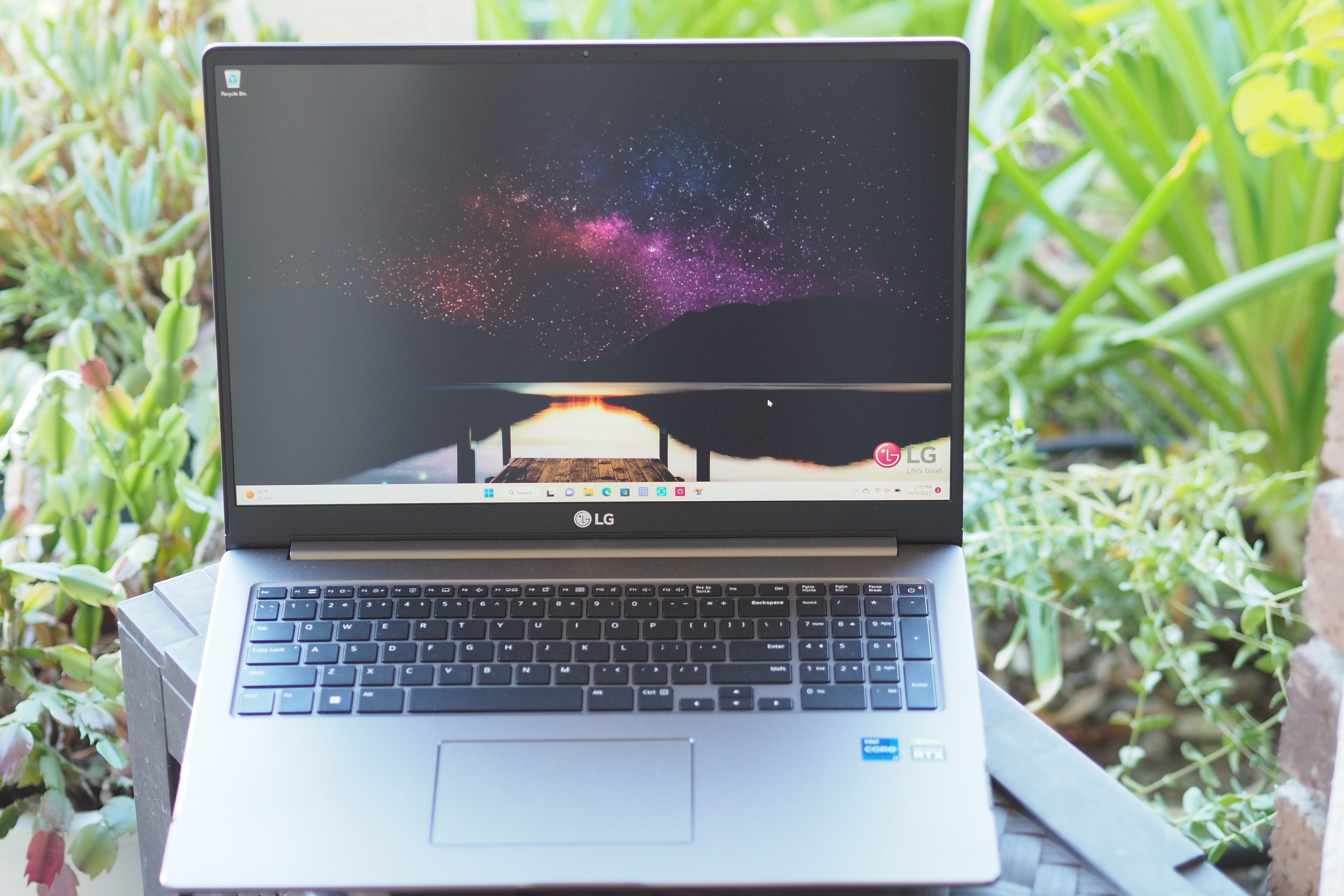 LG UltraPC 17 review: a viable midrange machine for creators