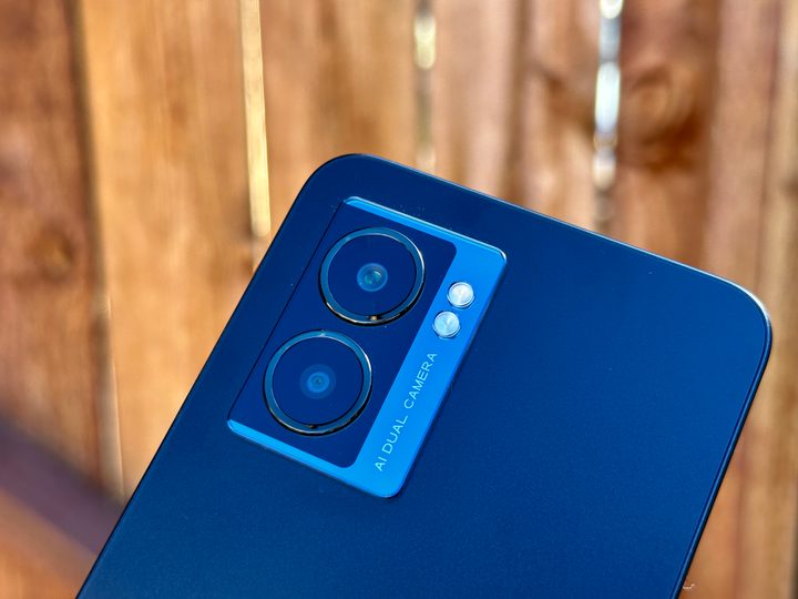 OnePlus Nord N300 5G camera closeup