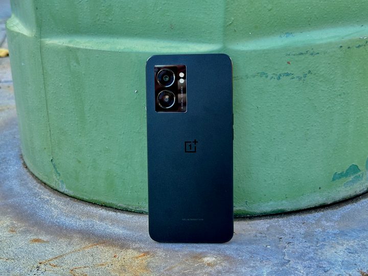 OnePlus Nord N300 5G on ground