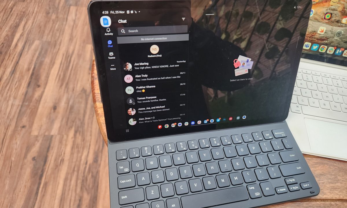 Running Microsoft Teams on the Galaxy Tab S8.