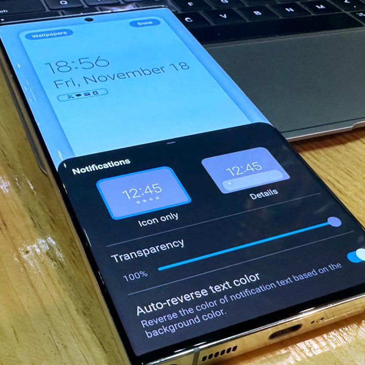 Lock screen widget in One UI 5.