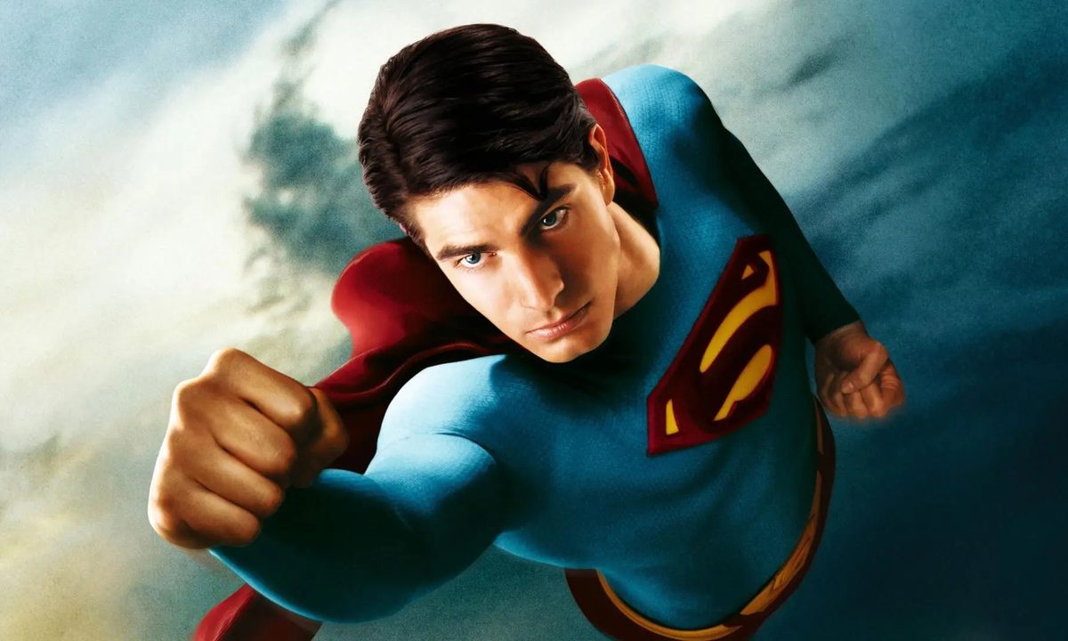 Superman flies over the world in Superman Returns.