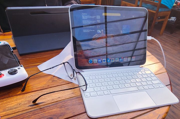 Using the tenth generation iPad with the Magic Keyboard.