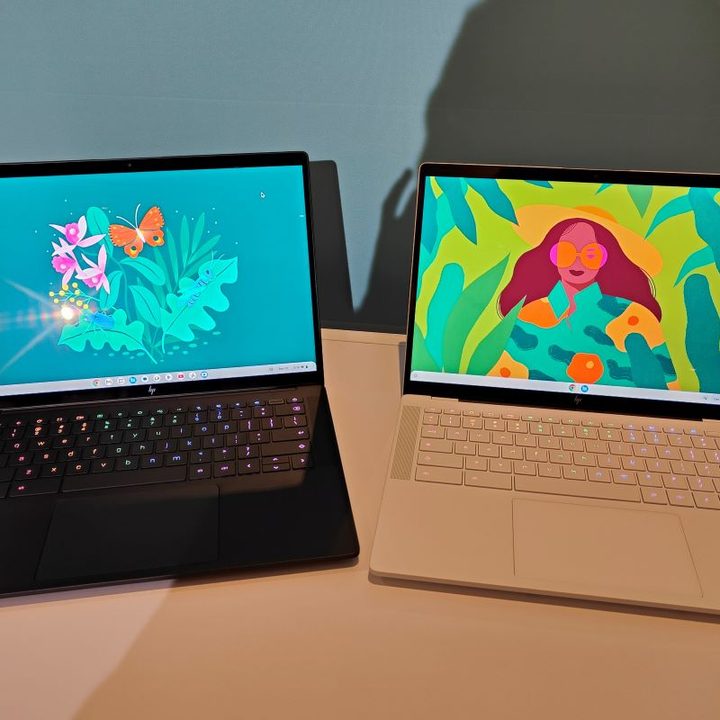 The HP Dragonfly Pro Chromebook in black and white color options.