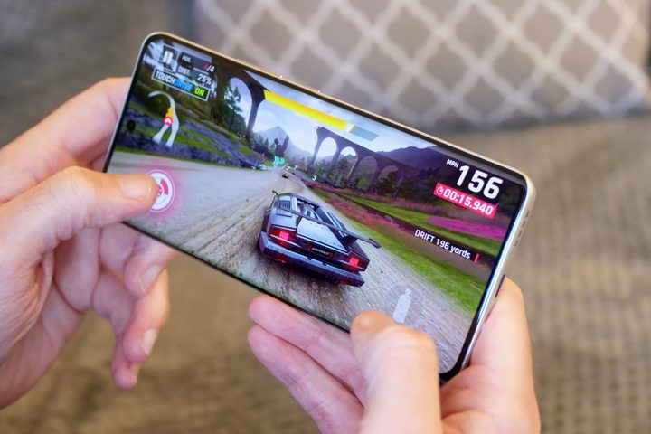 Playing Asphalt 9: Legends on the Realme 10 Pro Plus.