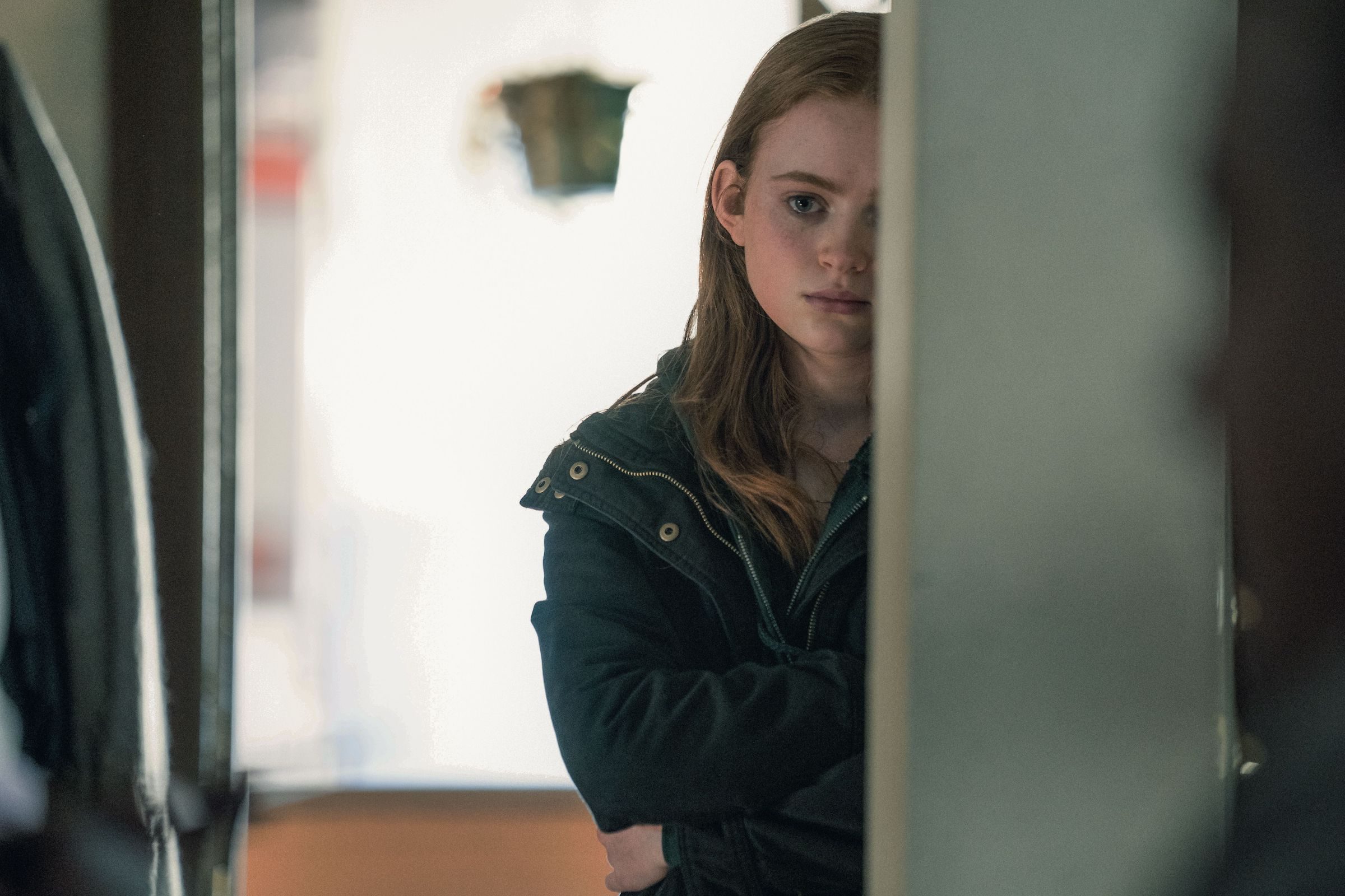 Sadie Sink and Hong Chau on working with Brendan Fraser on The