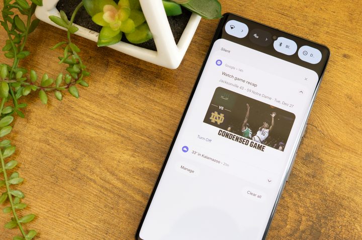 Messed up Quick Settings on a Google Pixel 7 Pro.