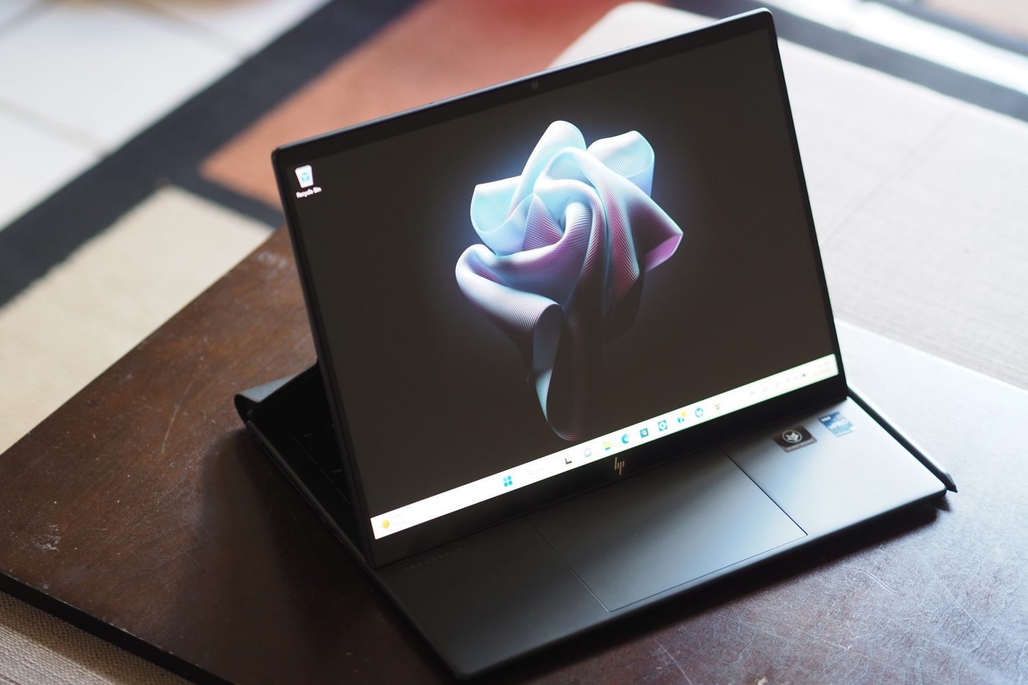 HP Dragonfly Folio G3 review: still innovating - Digital Trends