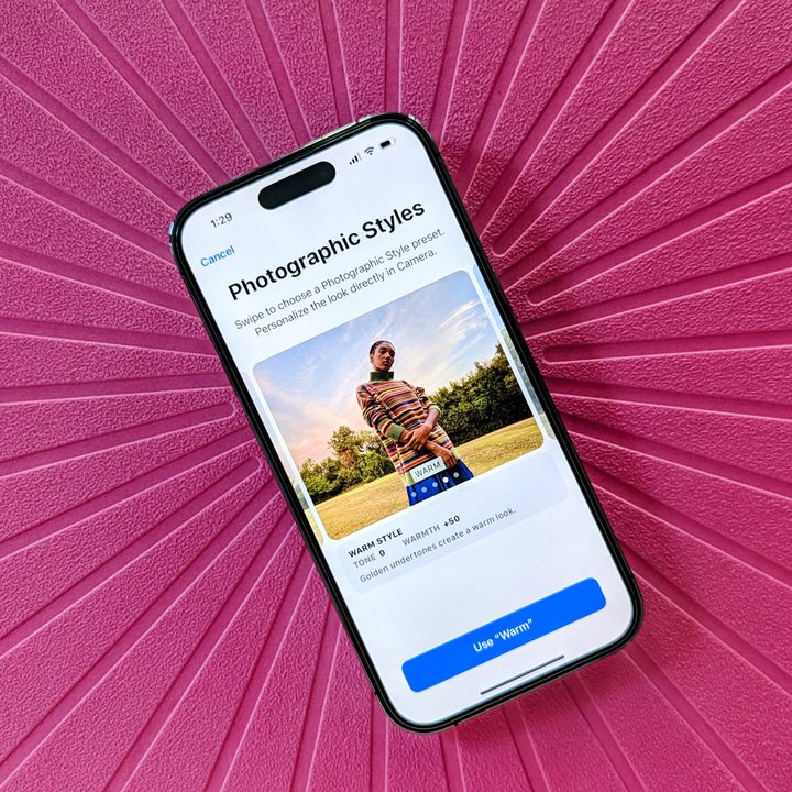 iPhone 14 Pro settings on photographic styles.