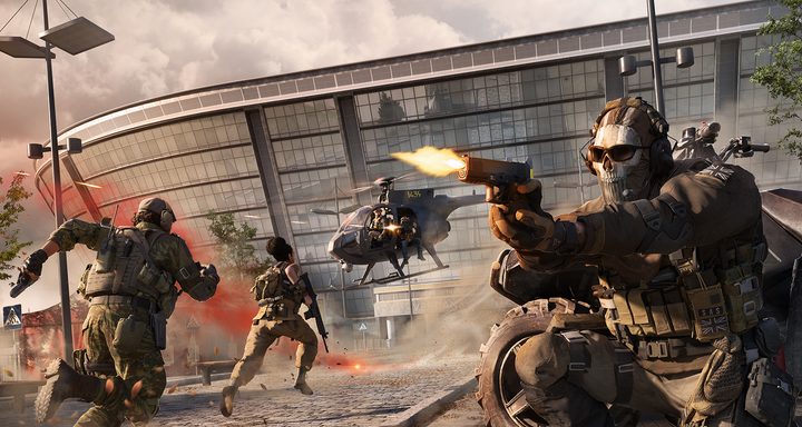Characters fighting at Stadium in Warzone Mobile.