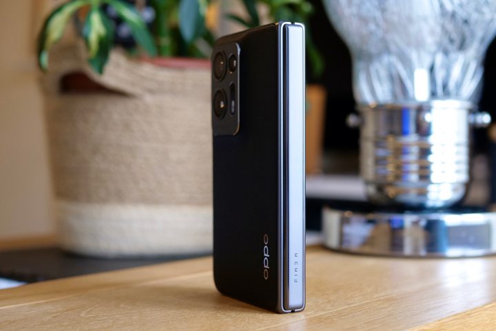 The Oppo Find N2's hinge.