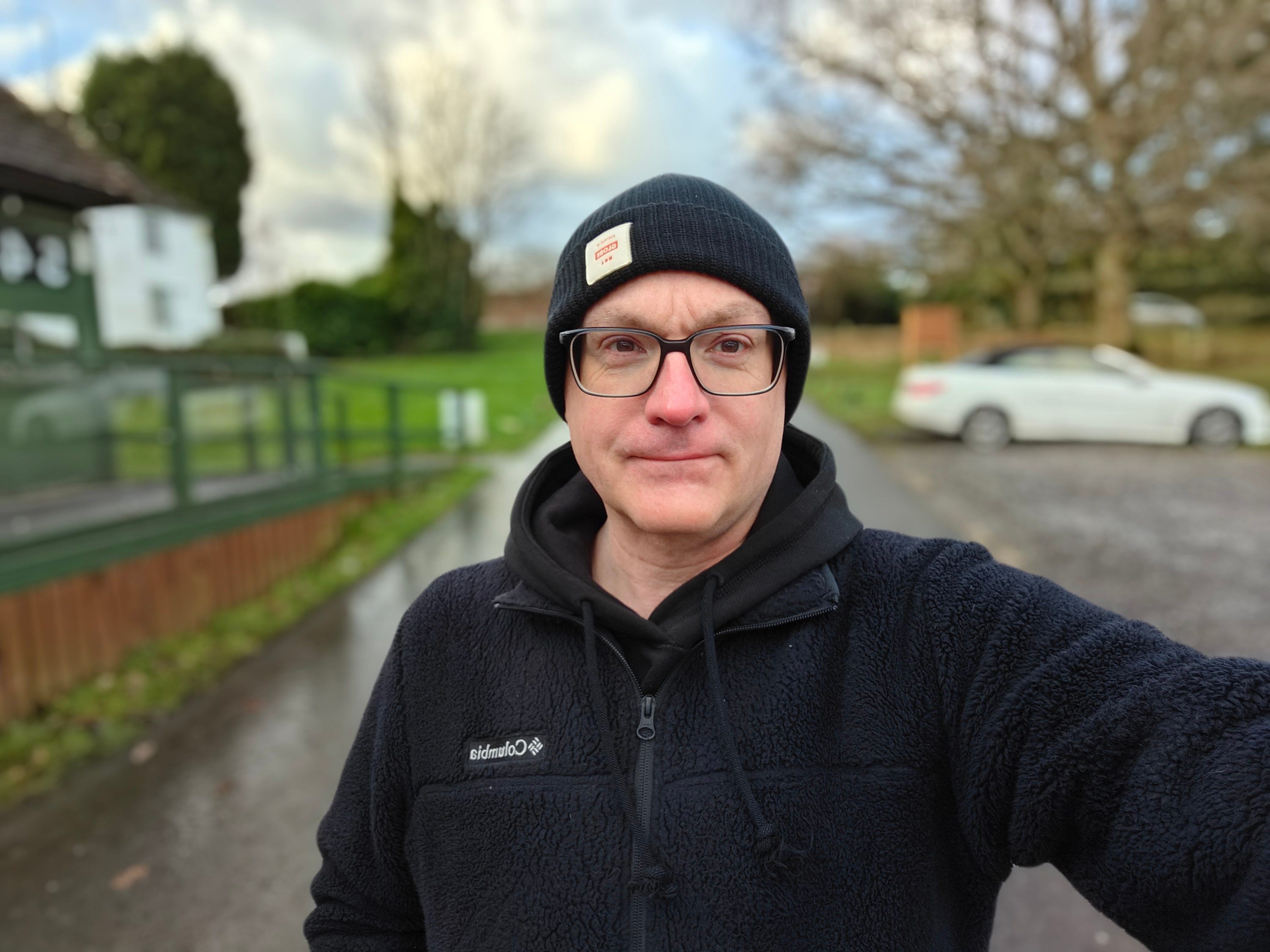 Front camera selfie photo taken with the Oppo Find N2.