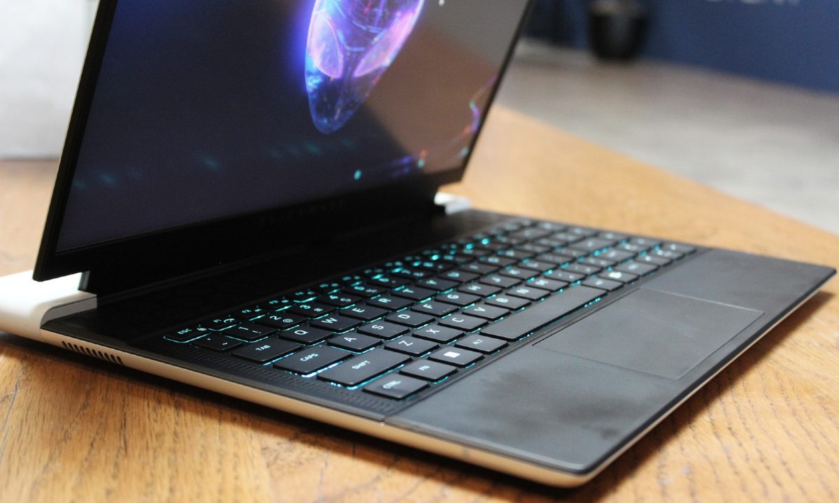 Alienware x14 R2 at a side angle.