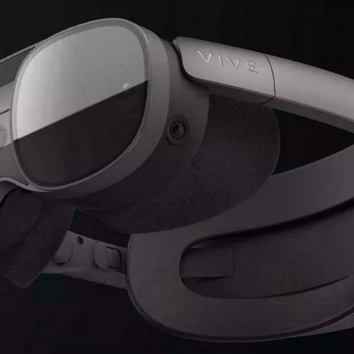The HTC Vive XR Elite headset with the battery strap attached.