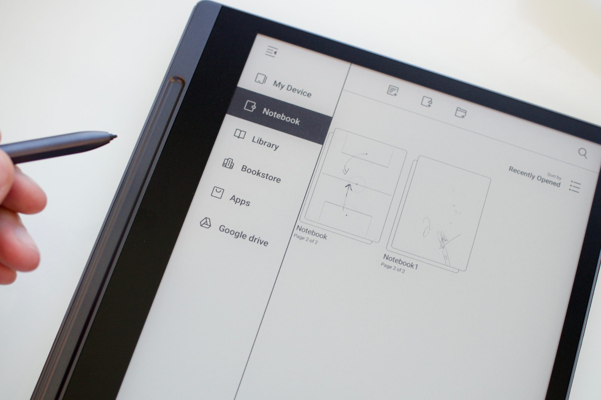 Menu options on the Lenovo Smart Paper.