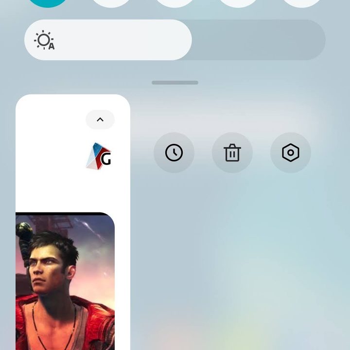 Trying to clear a notification on the OnePlus 10 Pro with OxygenOS 13.