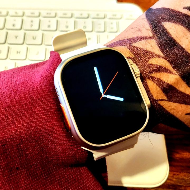 Pebble Cosmos Engage always on-display