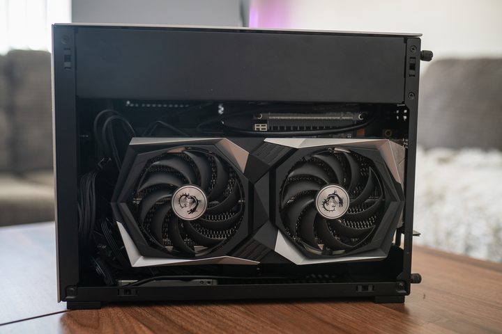A gaming PC with the RX 6600 XT installed.