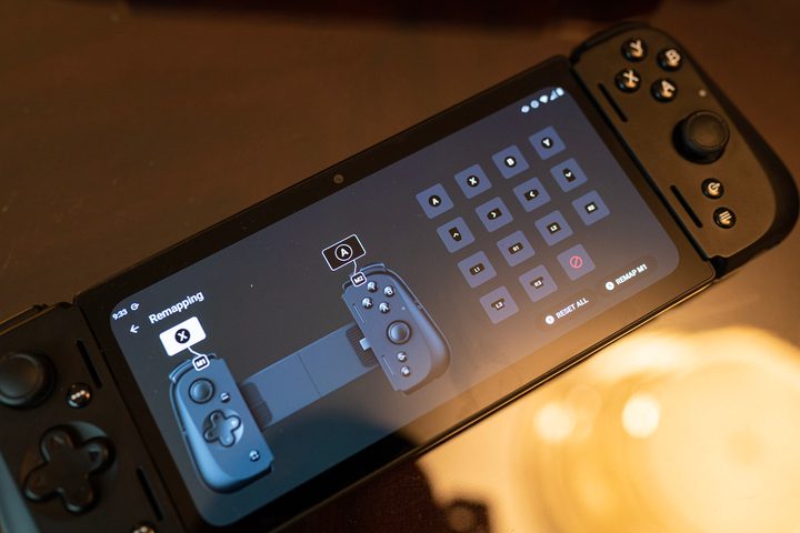 Button remapping on the Razer Edge handheld.
