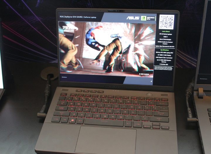 The ROG Zephyrus G14 on a demo table at CES 2023.