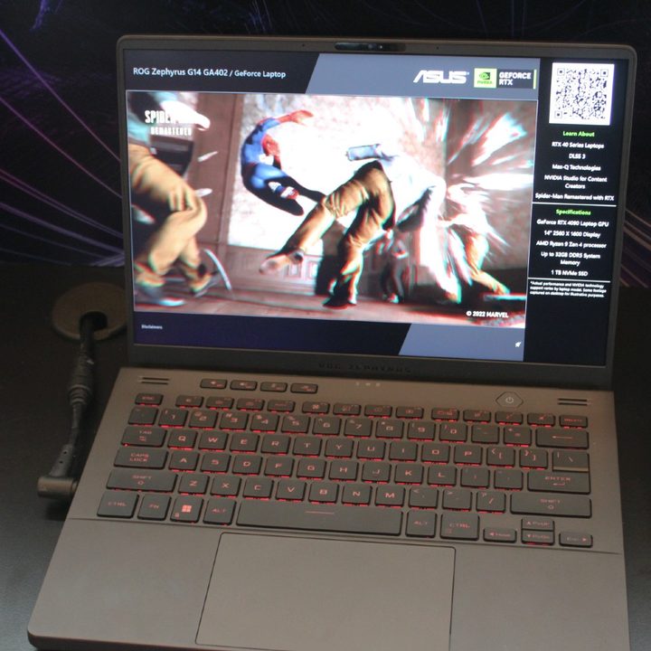 The ROG Zephyrus G14 on a demo table at CES 2023.