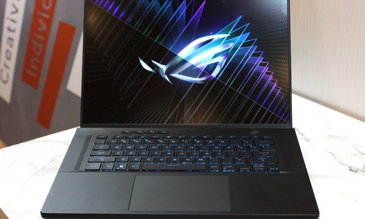 The ROG Zephyrus M16 on a white table.