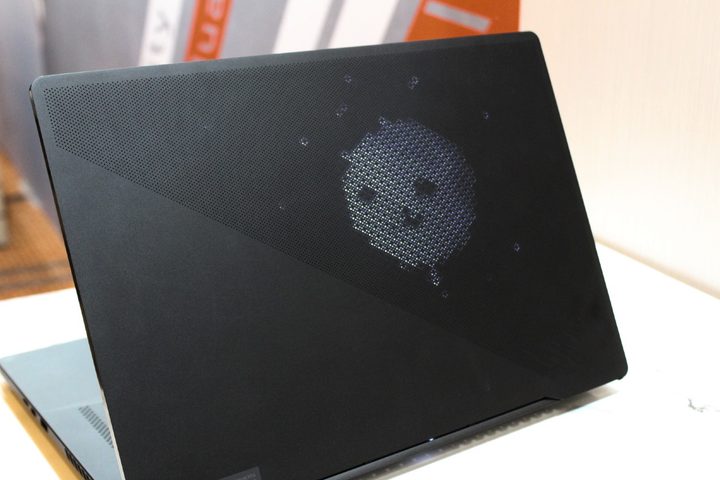 The AniMe Matrix lid on the Zephyrus M16.