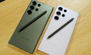 Two Samsung Galaxy S23 Ultra phones, both with an S Pen on the back of them.