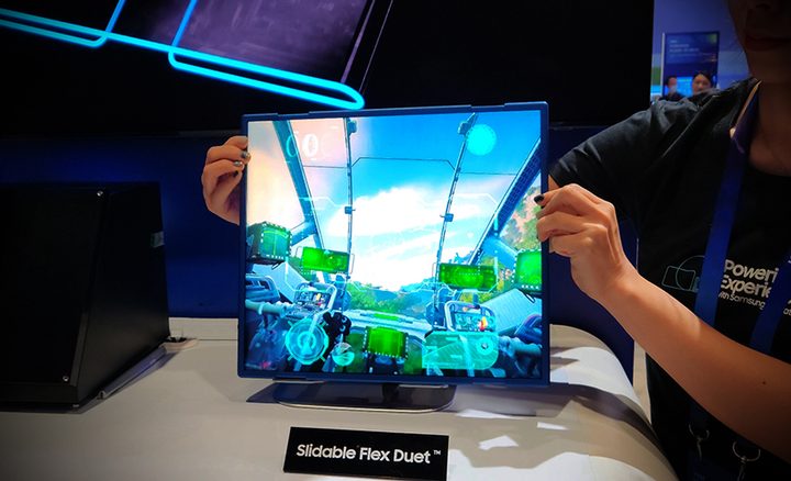 Samsung Slidable Flex Duet display
