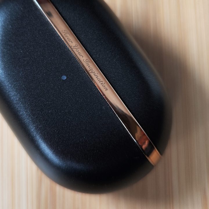 SoundPeats Opera05 charging case front.