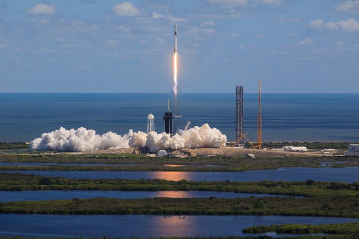 SpaceX’s Falcon 9 rocket, with the Dragon Endurance spacecraft atop, lifts off from NASA’s Kennedy Space Center Launch Complex 39A in Florida on Oct. 5, 2022, on the agency’s SpaceX Crew-5 launch. Inside Endurance are NASA astronauts Nicole Mann, commander; Josh Cassada, pilot; and Mission Specialists Koichi Wakata, of JAXA (Japan Aerospace Exploration Agency), and Roscosmos cosmonaut Anna Kikina. The crew is heading to the International Space Station for a science expedition mission as part of the agency’s Commercial Crew Program. Liftoff occurred at noon EDT.