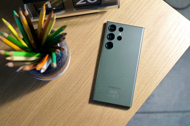 The Samsung Galaxy S23 Ultra on a desk.