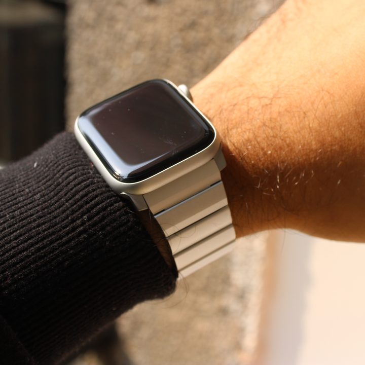 Apple Watch SE with Nomad Aluminum Band on wrist.