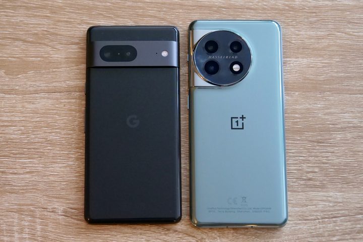 The back of the OnePlus 11 and Pixel 7.